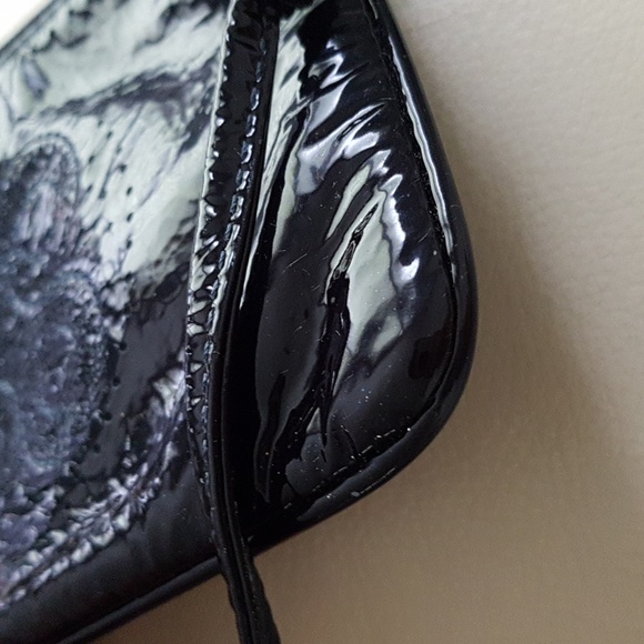 Coach Op Art 2010 patent leather wristlet - Picture 6 of 8